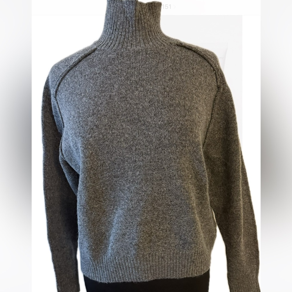 NWT H&M women’s Gray High-Neck Sweater size S